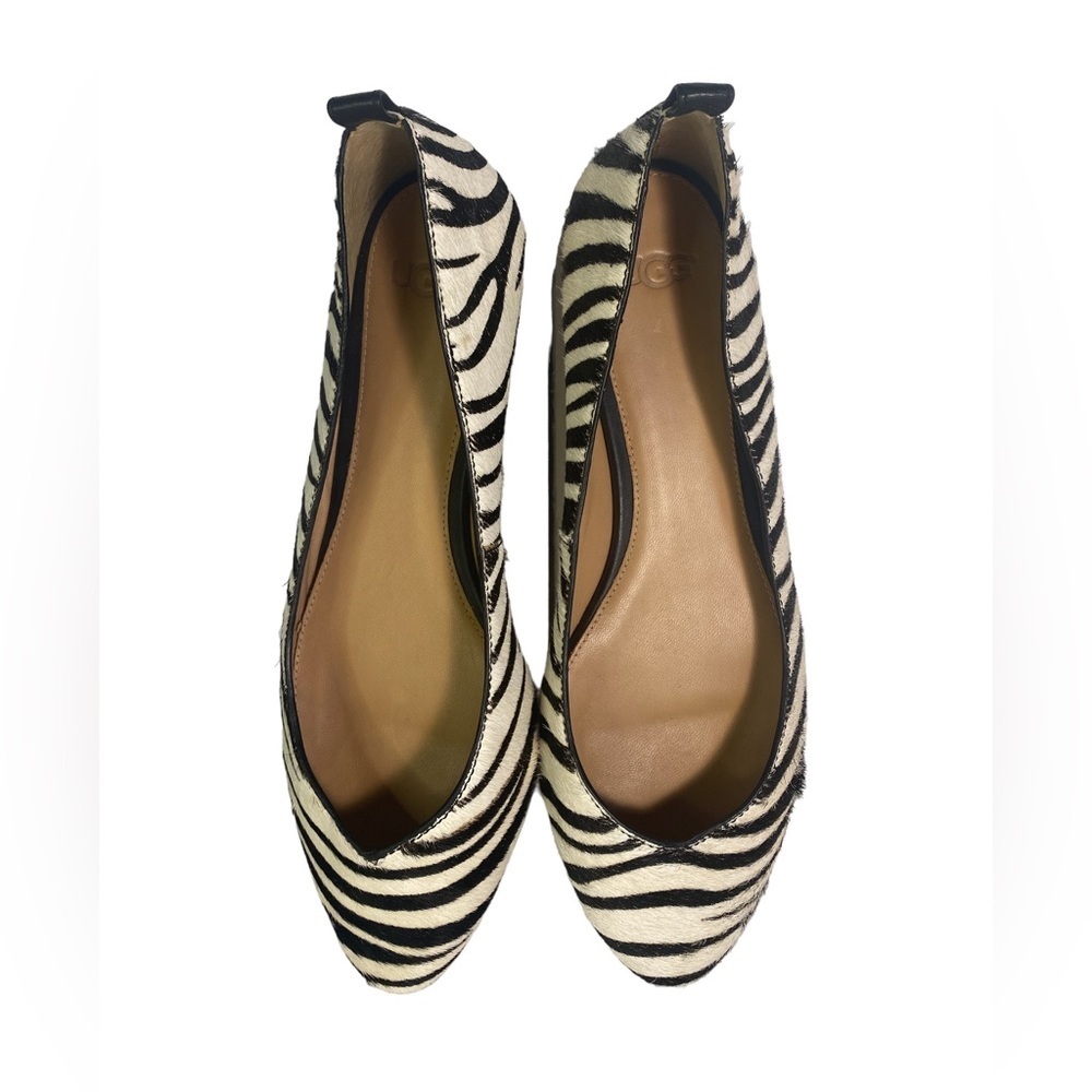 UGG zebra flats Size 8